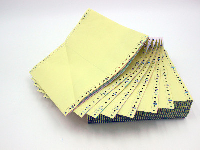 无碳复写纸会显色吗？显色的原理是什么，有哪些特点？