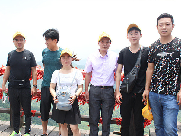 总统娱乐网址2017年团队旅游-2