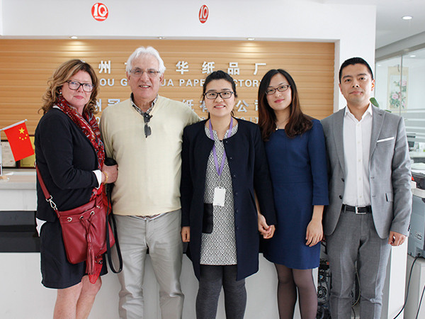 总统娱乐网址加拿大客户来访