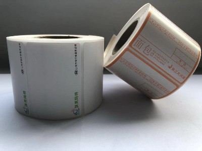 不干胶标签这样使用光油，效果超乎你想象。